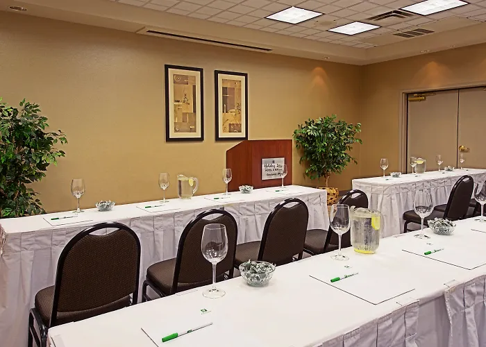 & - West Phoenix Area By Ihg Hotel Goodyear