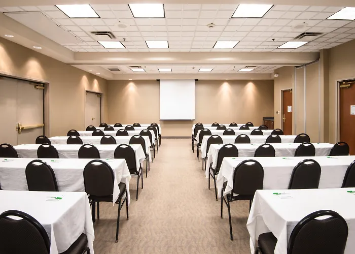& - West Phoenix Area By Ihg 3* Goodyear