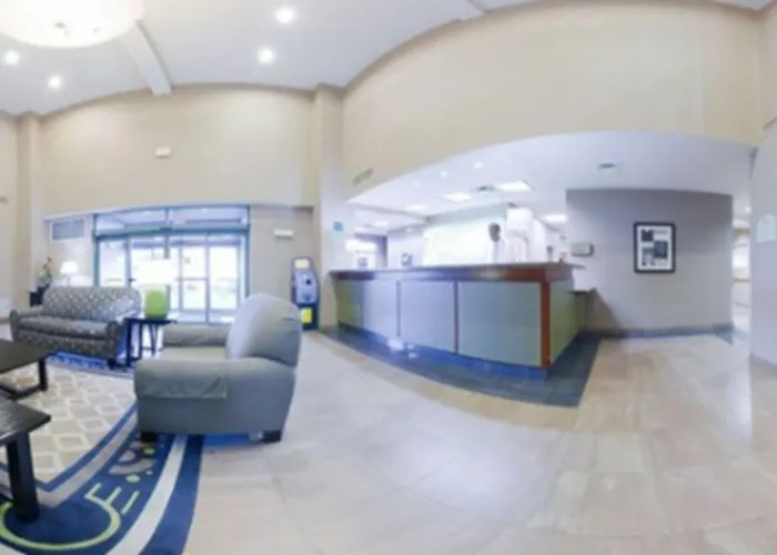 & - West Phoenix Area By Ihg 3* Goodyear