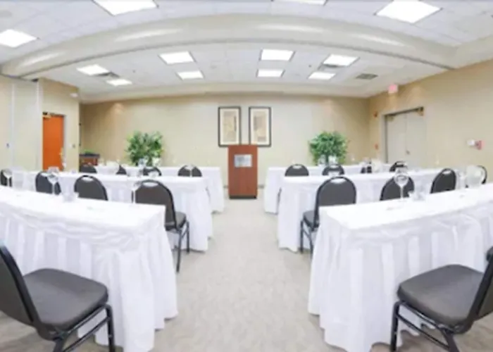 Hotel & - West Phoenix Area By Ihg