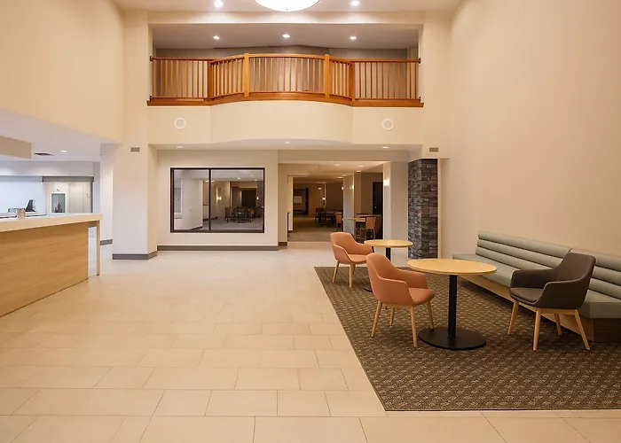 & - West Phoenix Area By Ihg Hotel 3*