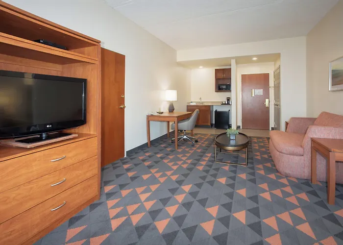 & - West Phoenix Area By Ihg 3* Goodyear
