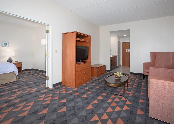 & - West Phoenix Area By Ihg Hotel 3*